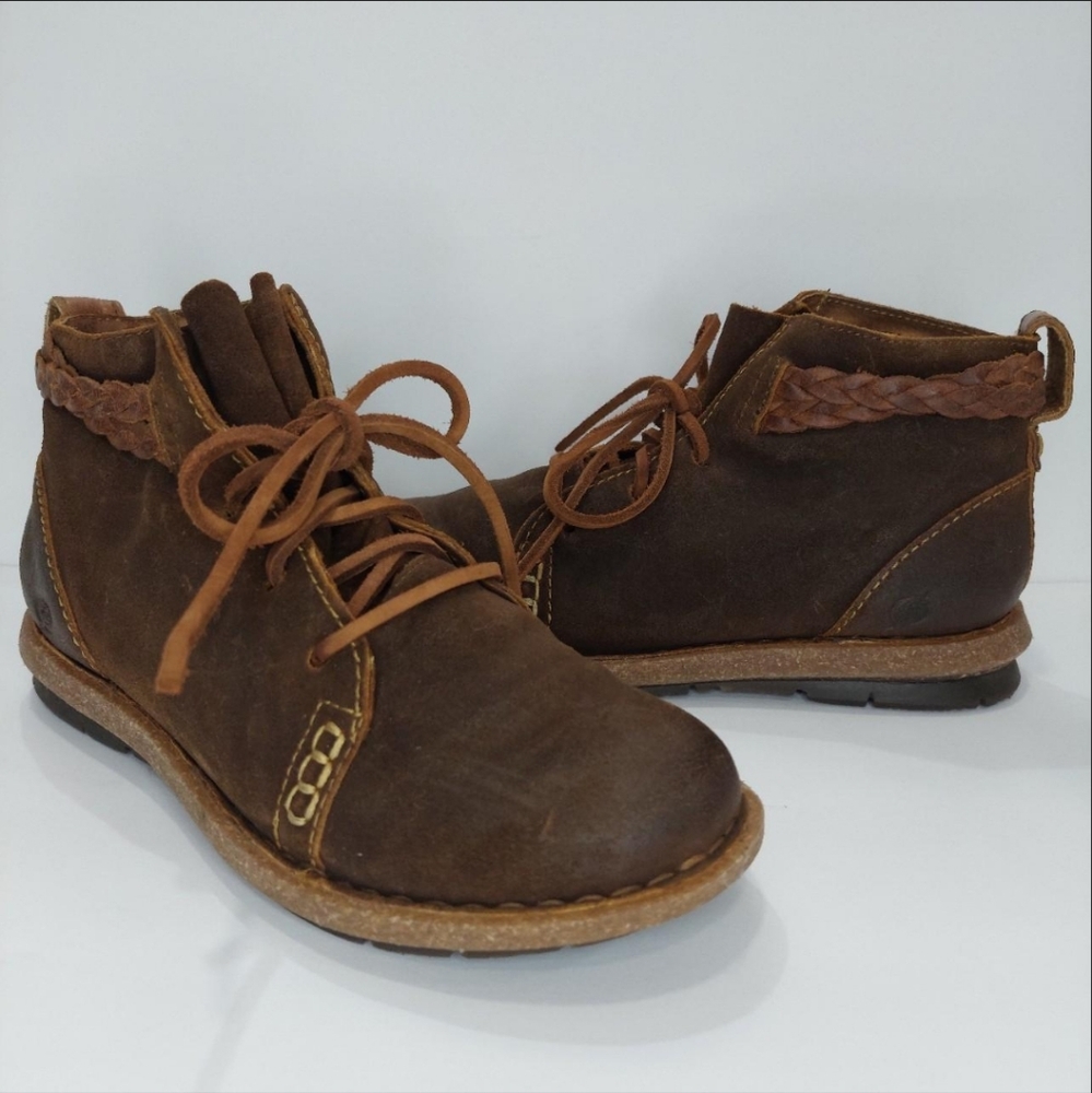 Born Handcrafted Genuine Leather Suede Ankle Boot Size 6 Brown Cottage Boho Nwob